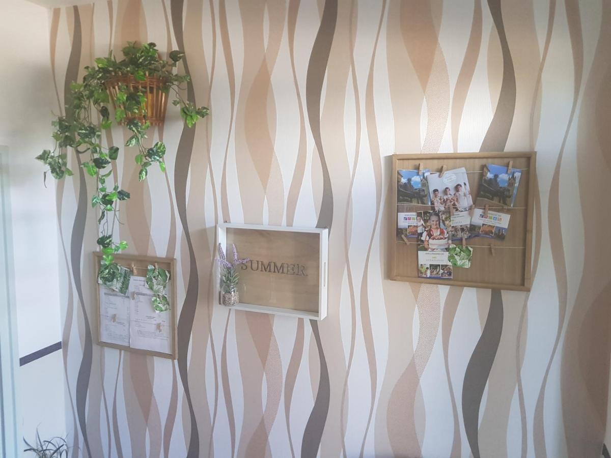 Szaloky Apartmanhaz Gyenesdiás Екстериор снимка