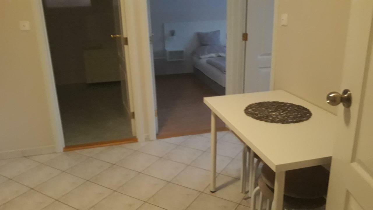 Szaloky Apartmanhaz Gyenesdiás Екстериор снимка